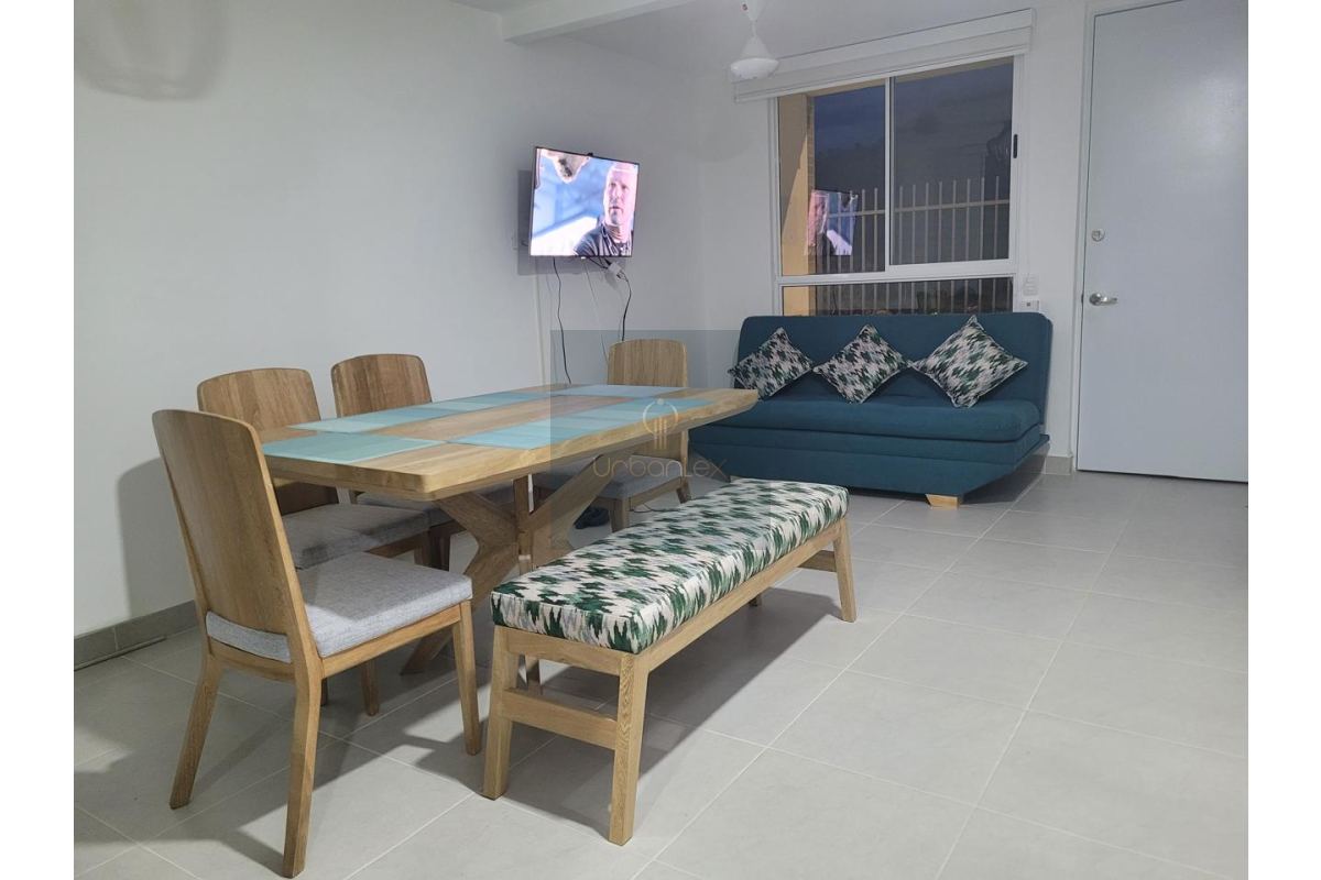 UrbanLex vende casa área 94m2 $450Millones