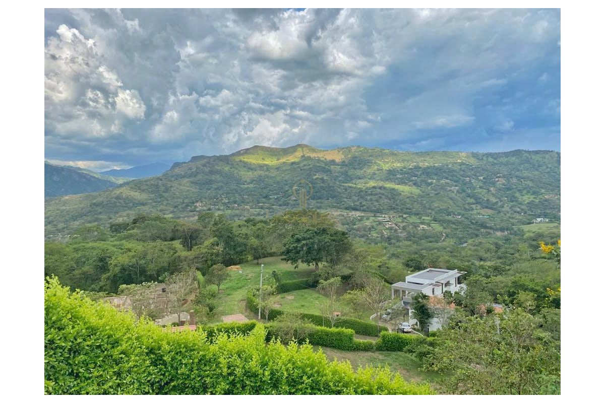 UrbanLex vende lote condominio, área 4.026m2 $310Millones