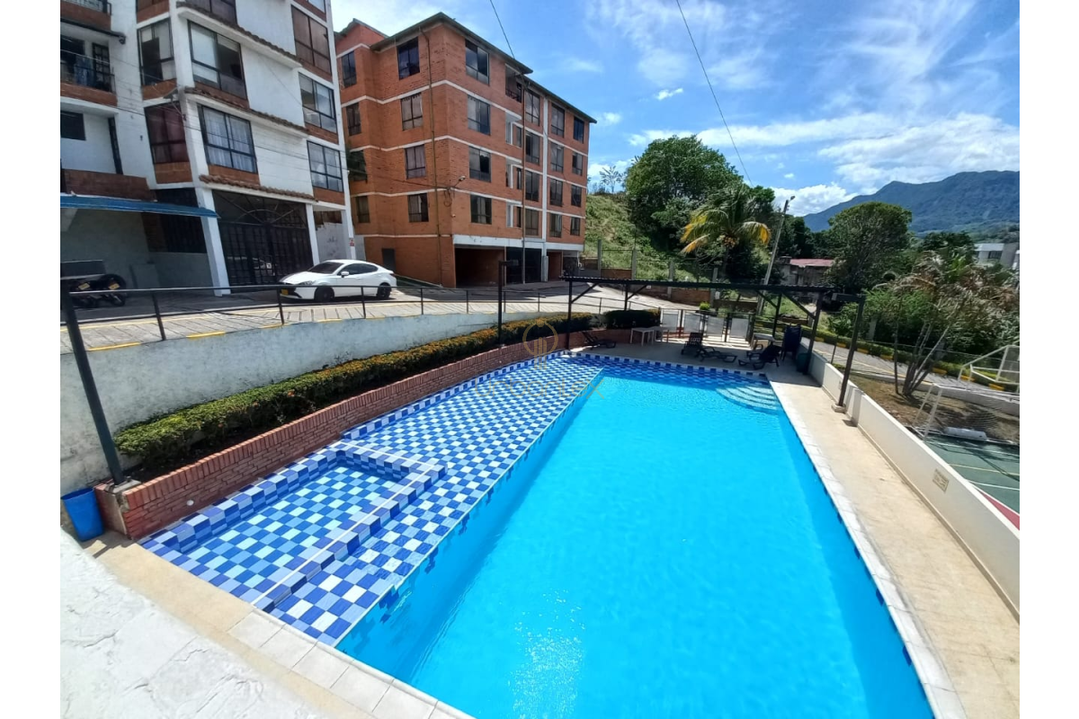 UrbanLex vende casa conjunto, área 186m2 $460Millones