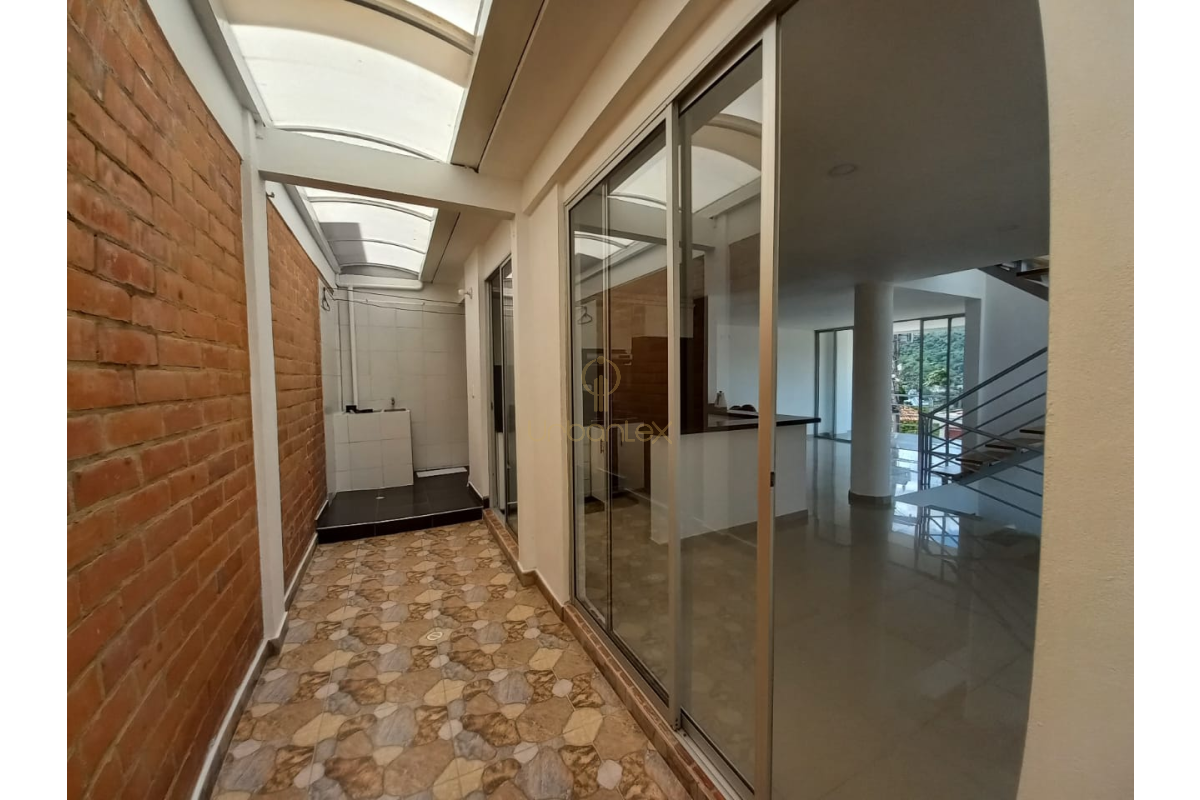 UrbanLex vende casa conjunto, área 186m2 $460Millones