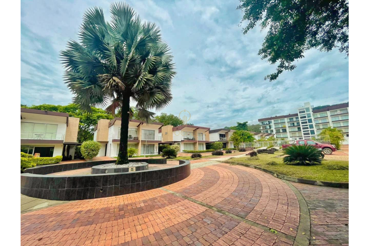 UrbanLex vende apartamento condominio-Villeta, área 55m2 $405Millones