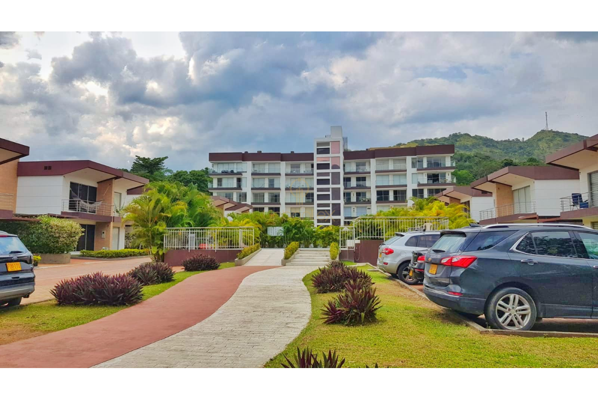 UrbanLex vende apartamento condominio-Villeta, área 55m2 $405Millones