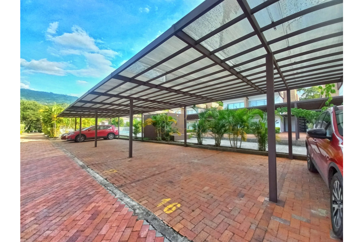 UrbanLex vende apartamento condominio-Villeta, área 55m2 $405Millones