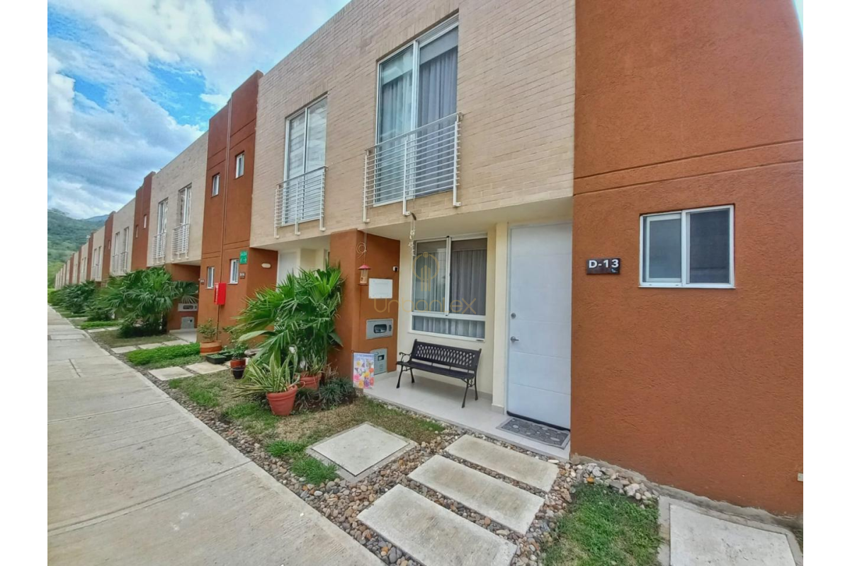 UrbanLex vende casa condominio-Villeta, área 70m2 $340Millones