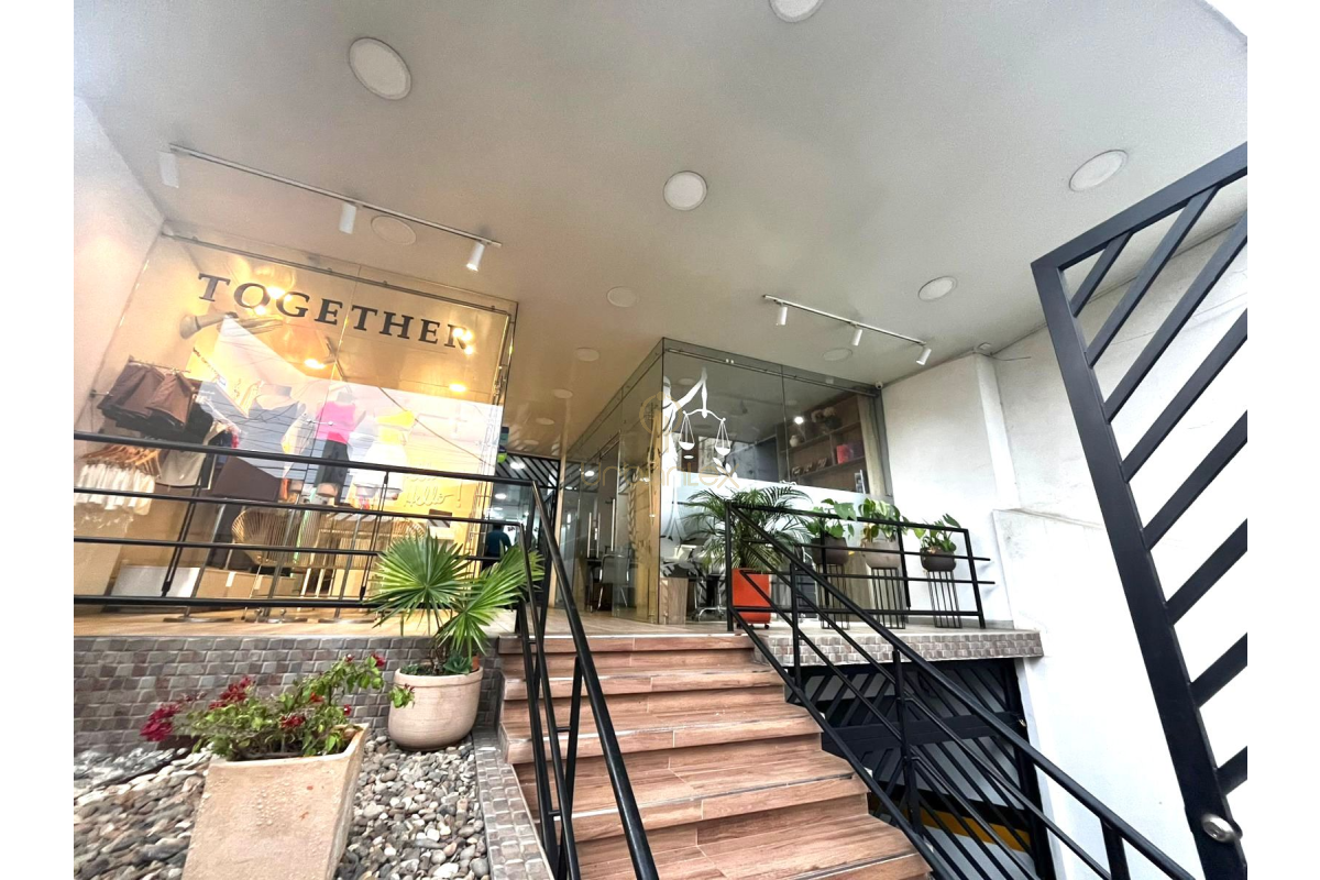 UrbanLex Arrienda Local Edificio-Centro Villeta, área 20m2 $ 1.350.000