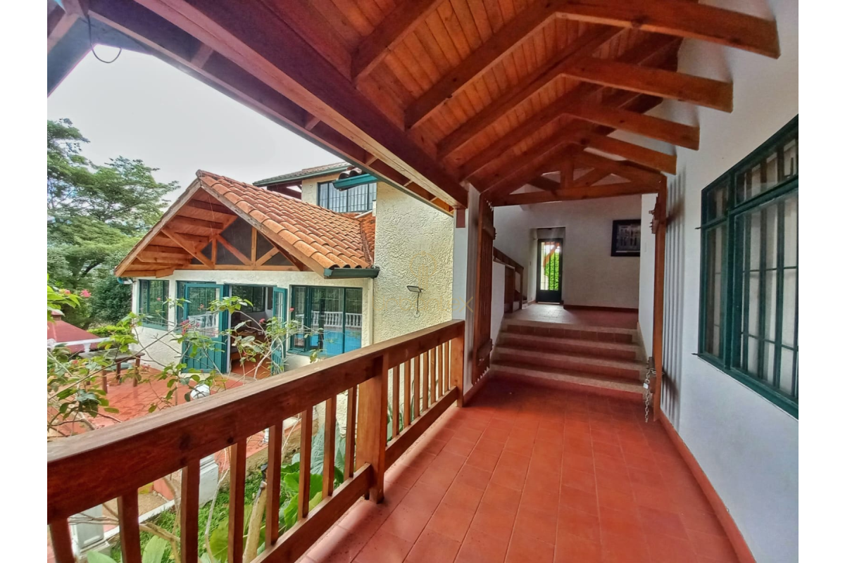 UrbanLex vende casa en condominio área 2.072m2 $1.000Millones