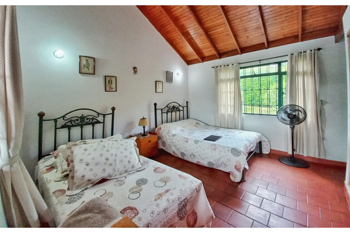 UrbanLex vende casa en condominio área 2.072m2 $1.000Millones