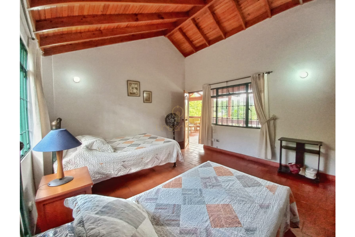 UrbanLex vende casa en condominio área 2.072m2 $1.000Millones