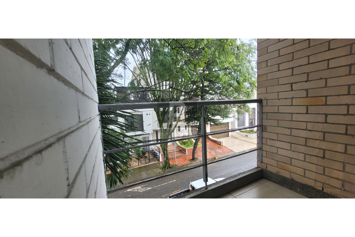 Apartamento en Venta en El Ingenio Cali 115 m² | Remodelado | 3 habitaciones | Balcón | 2 parqueaderos