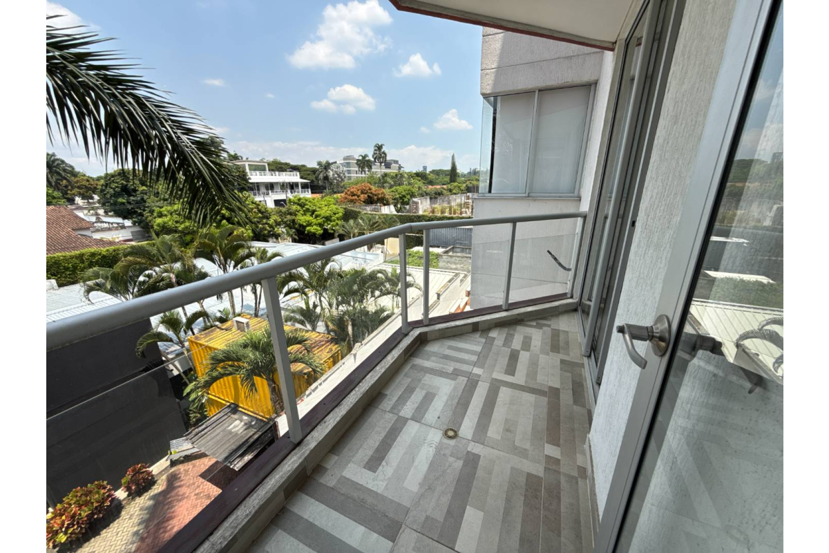 Apartamento en Venta en Ciudad Jardín Cali 89 m² | Moderno | Balcón | 2 parqueaderos