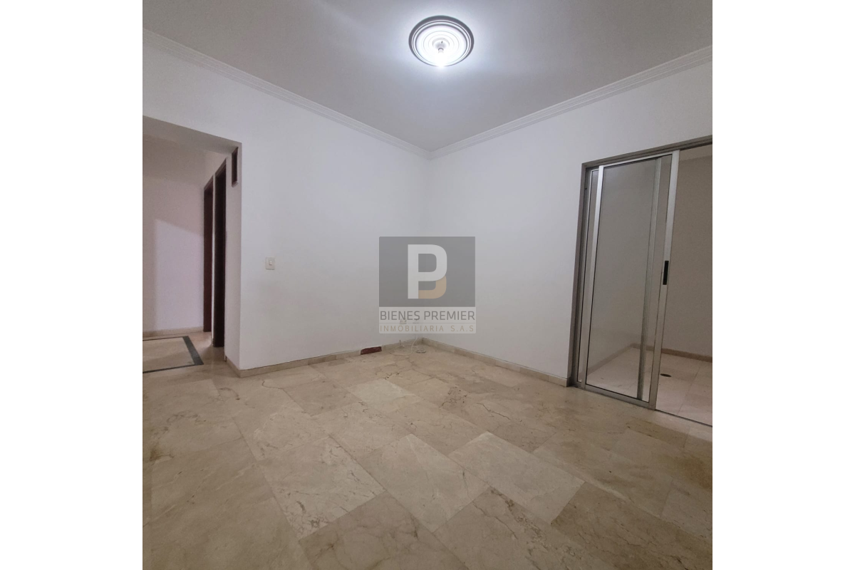 Apartamento en Venta en El Ingenio Cali 180 m² | Ascensor privado | 3 habitaciones y estudio | Amplio