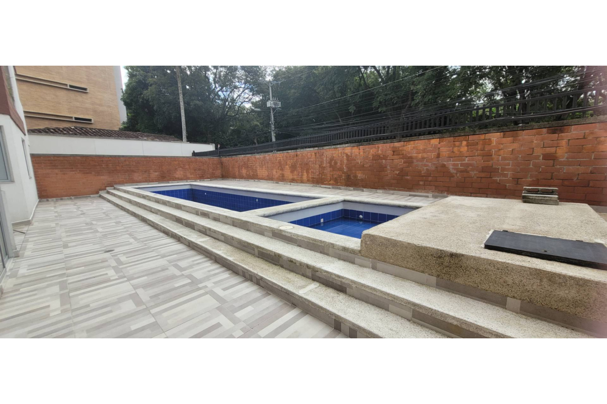 Penthouse en Venta en Ciudad Jardín Cali 182 m² | Moderno | 3 alcobas | Balcón con vista panorámica y piscina