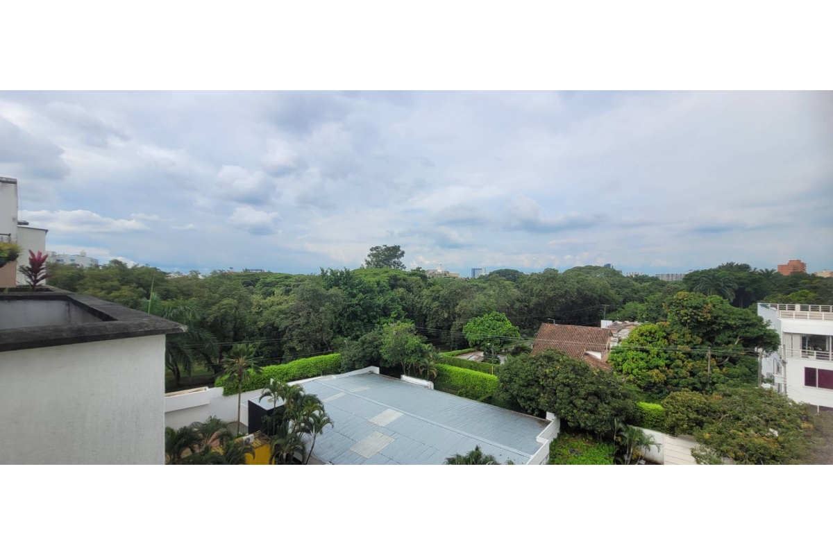 Penthouse en Venta en Ciudad Jardín Cali 182 m² | Moderno | 3 alcobas | Balcón con vista panorámica y piscina