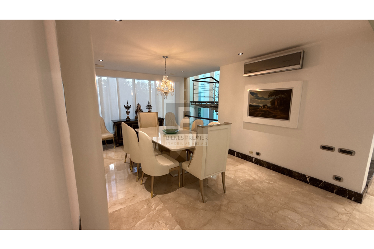 Casa en Venta en Pance Cali 1200 m² lote 750 m² construidos | Piscina, domótica y lago | Discoteca privada