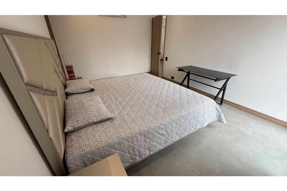 Casa en Condominio en Venta en Ciudad Jardín Cali 344 m² | Remodelada | 3 alcobas con vestier | Terraza y 5 parqueaderos