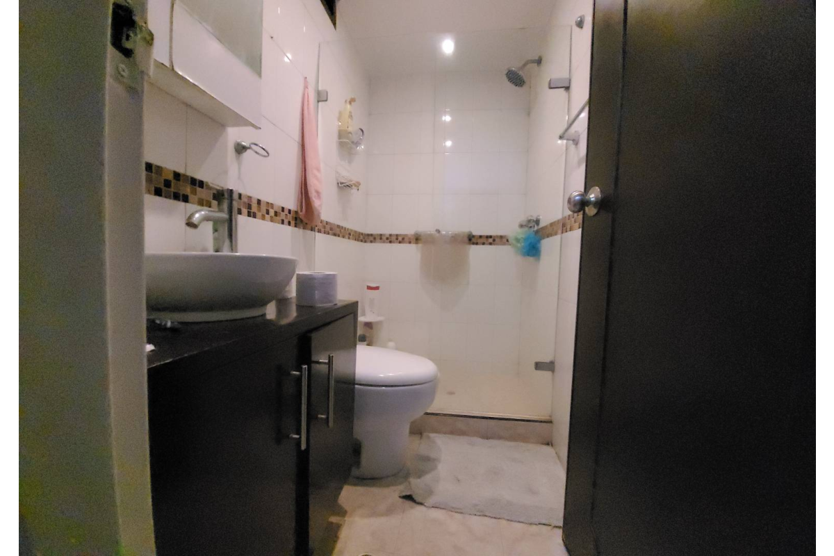 Apartamento en Venta en El Limonar Cali 108 m² | 3 habitaciones | Amplio e iluminado | Zona residencial