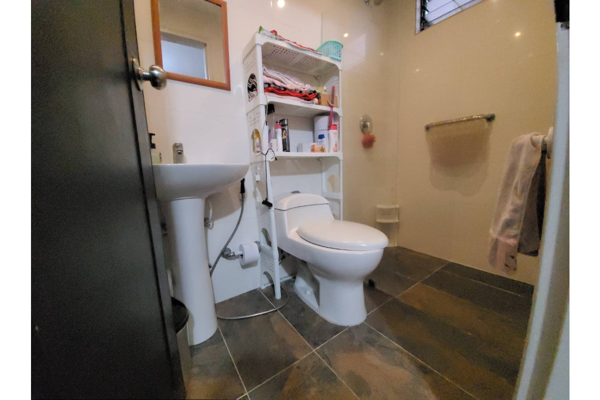 Apartamento en Venta en El Limonar Cali 108 m² | 3 habitaciones | Amplio e iluminado | Zona residencial