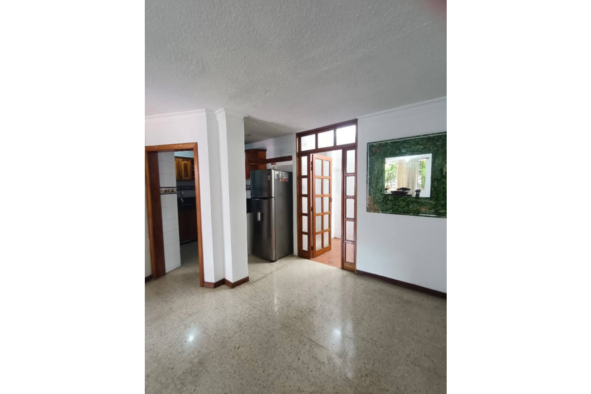 Casa en Venta en El Refugio Cali 105 m² | Condominio | 3 habitaciones con estudio | Zona residencial