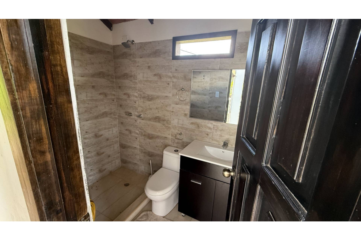 Casa Campestre en Arriendo en Lago Calima Calima Darién | Amoblada | Vista panorámica | Finca para descanso