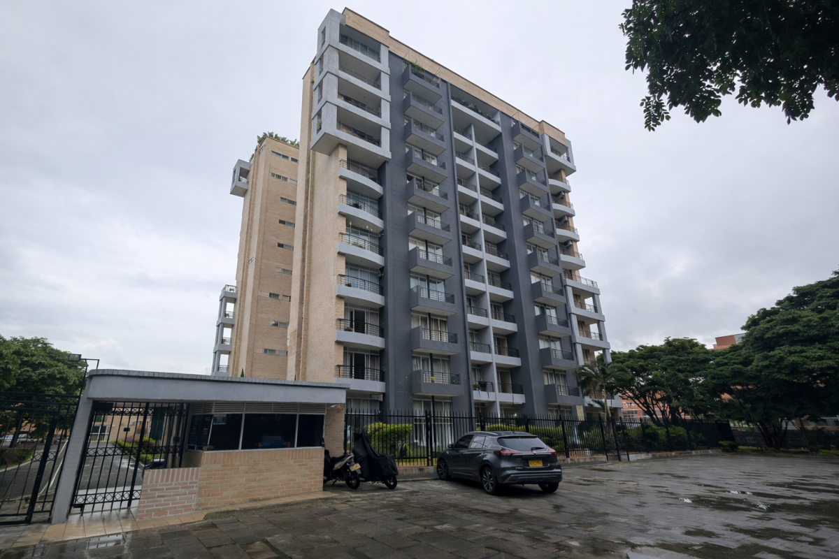 Apartamento en Venta en Quintas de Don Simón Cali 110 m² | 3 Habitaciones | Piso 11 | 2 Parqueaderos | Conjunto con Piscina