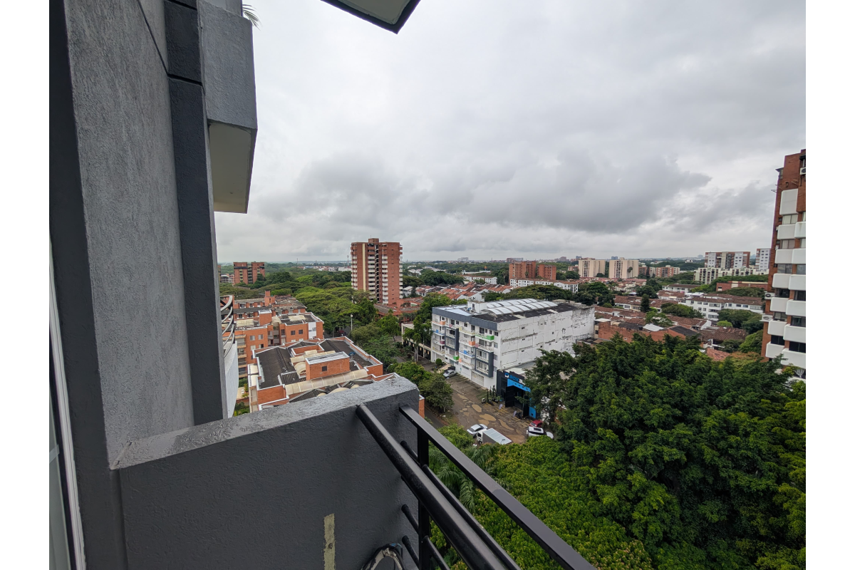 Apartamento en Venta en Quintas de Don Simón Cali 110 m² | 3 Habitaciones | Piso 11 | 2 Parqueaderos | Conjunto con Piscina