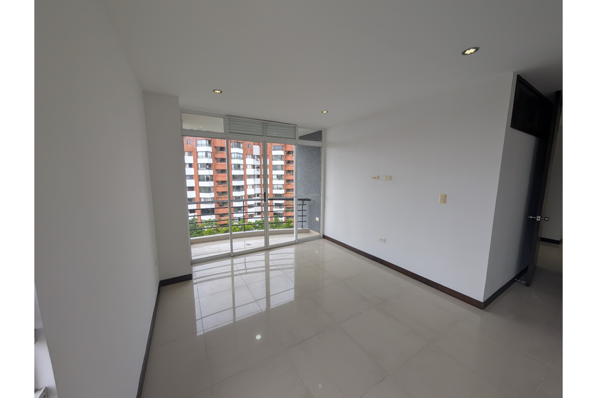 Apartamento en Venta en Quintas de Don Simón Cali 110 m² | 3 Habitaciones | Piso 11 | 2 Parqueaderos | Conjunto con Piscina