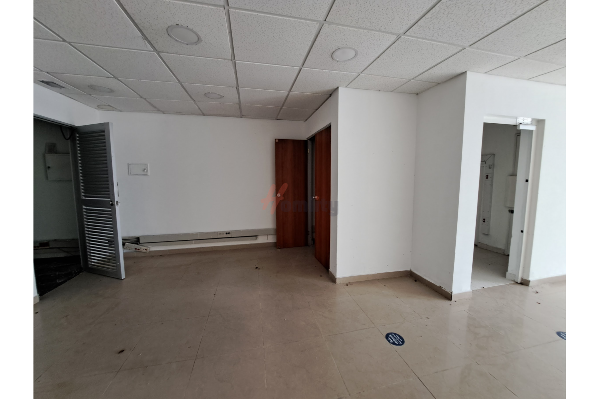 Locales en Arriendo, San Diego Bogotá - 001