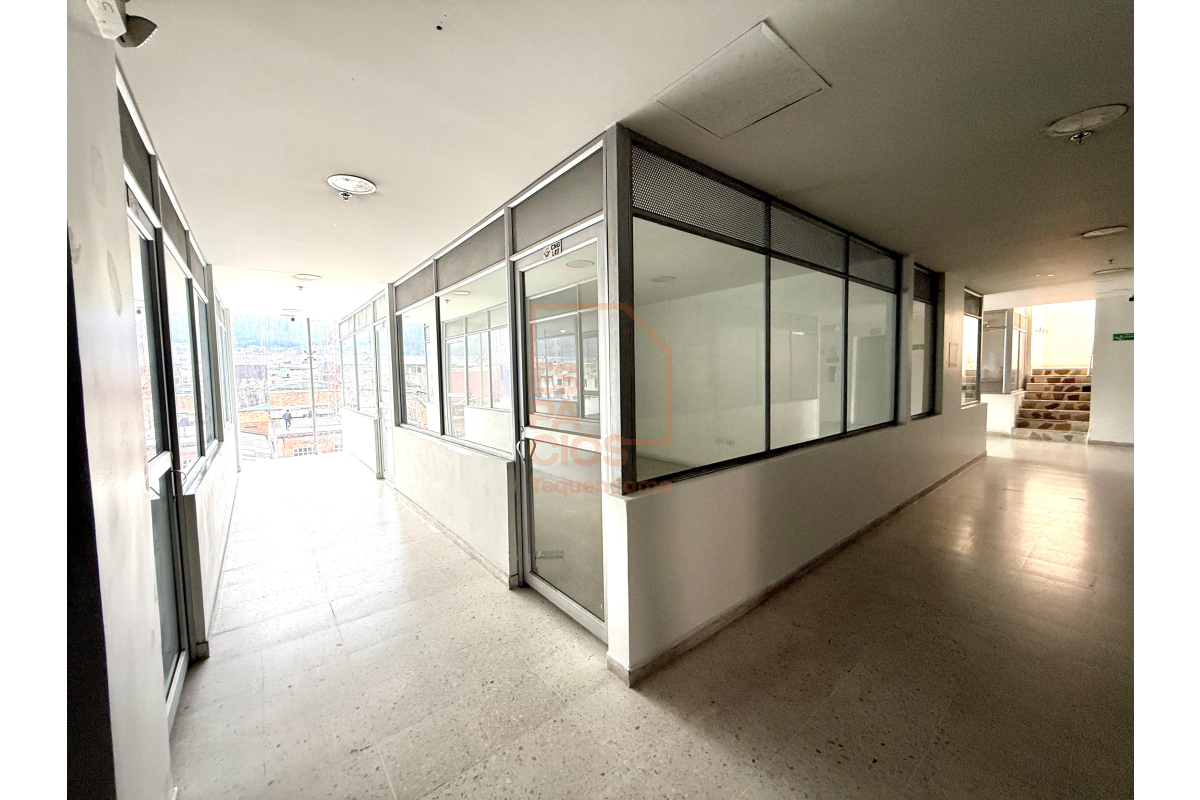Locales en Arriendo, Ricaurte Bogotá - LOARBAHIA 2